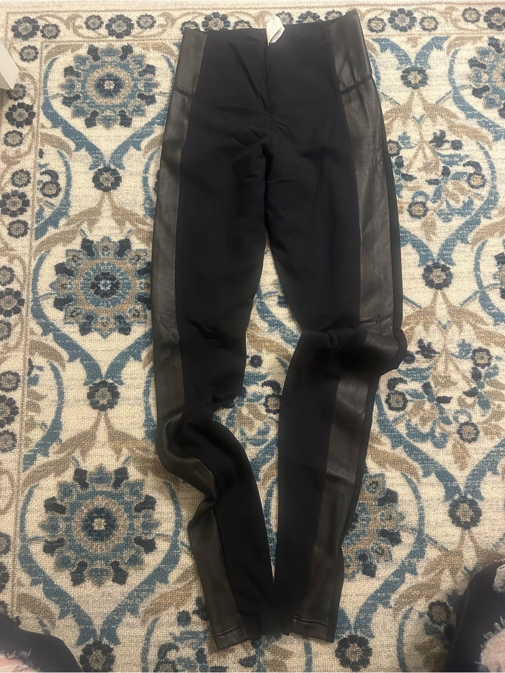 Bon Bon Up Booty Lifter Leggings Size S